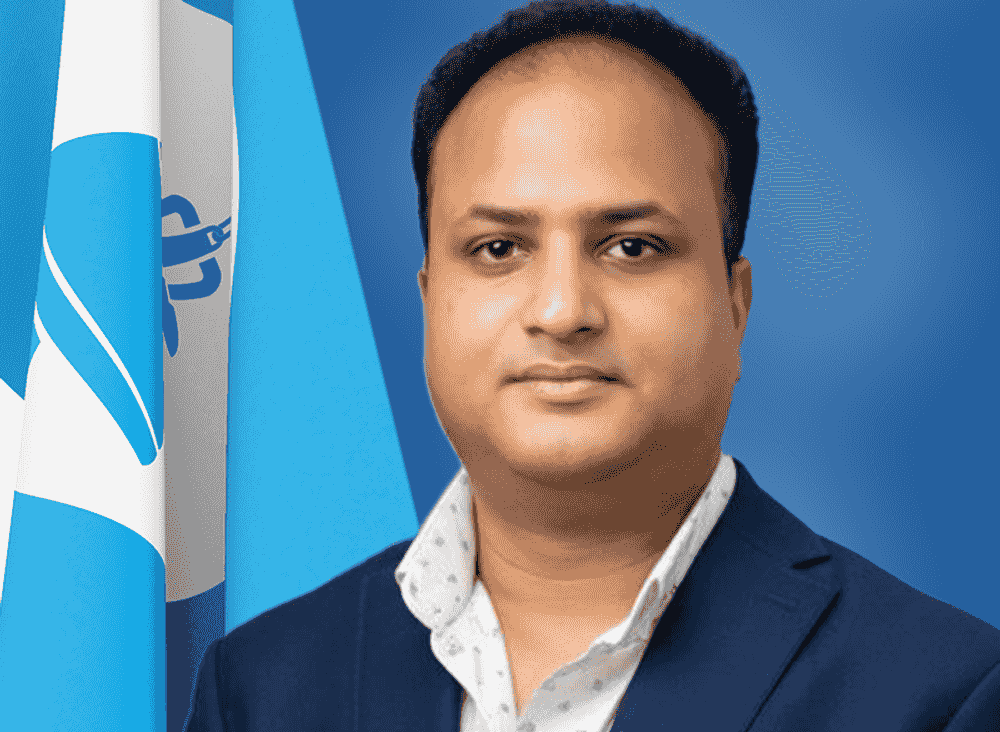रास्वपाको निर्णय : प्रवास विभाग प्रमुखमा दीपक बोहोरा नियुक्त